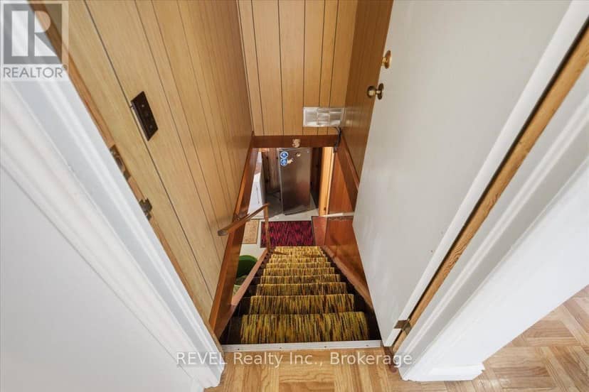294 Wellington Street — photo 29 of 40
