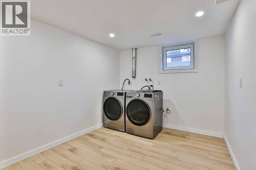 88 Lafayette Boulevard W — photo 27 of 39
