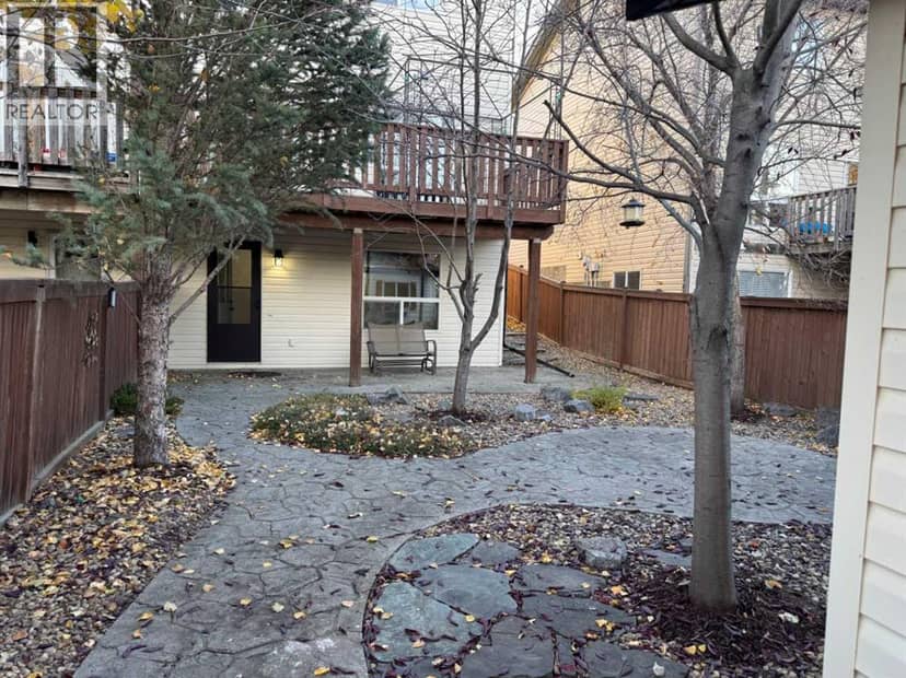 60 Arthur Close — photo 33 of 35