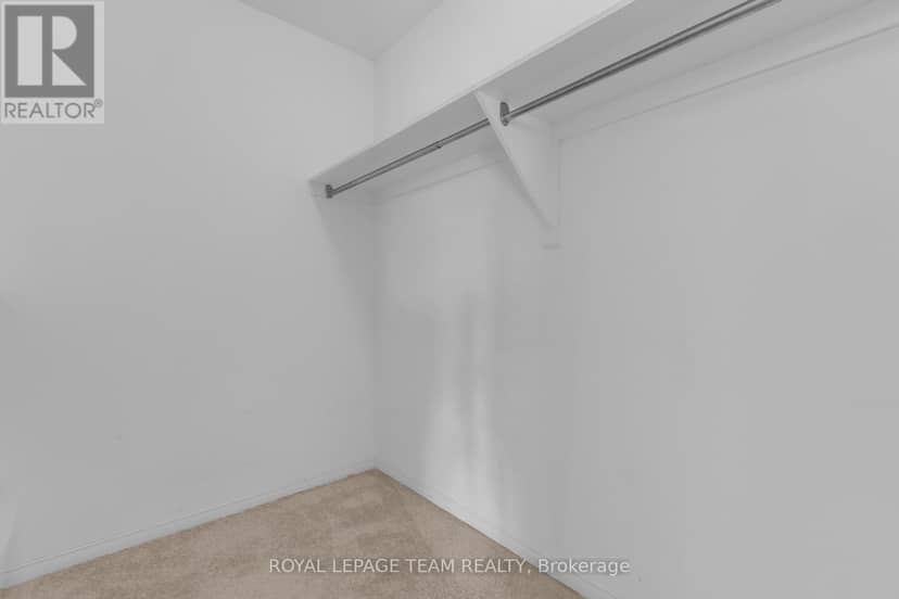 28 Appledale Drive — photo 32 of 40