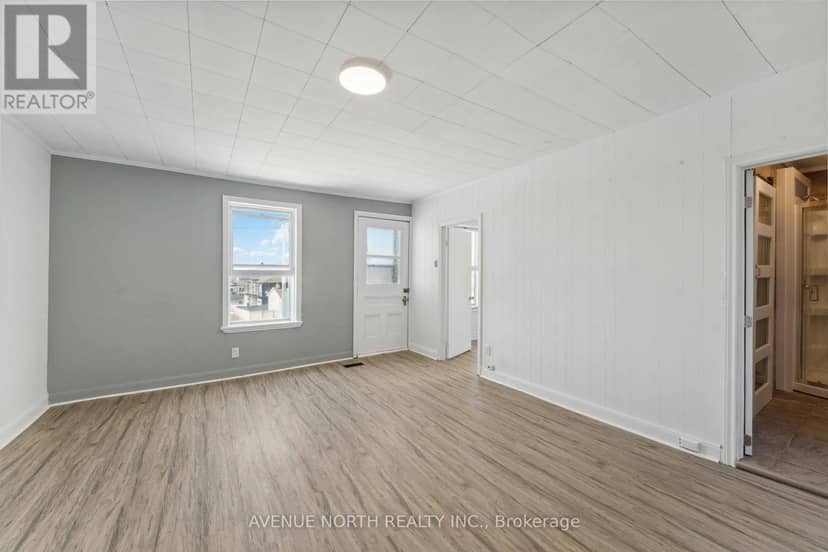 6958 Notre Dame Street — photo 10 of 27