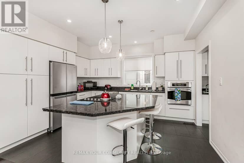 338 Woodale Avenue — photo 11 of 40