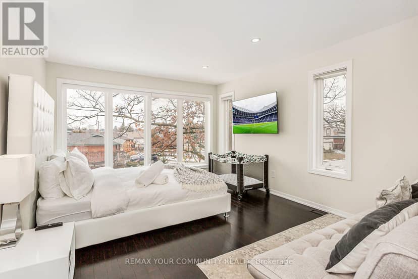 338 Woodale Avenue — photo 19 of 40