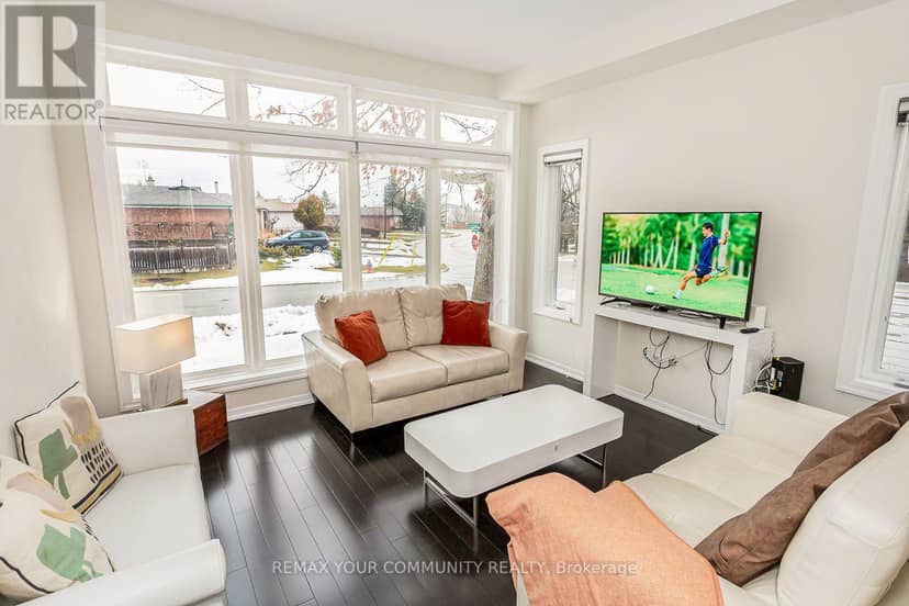 338 Woodale Avenue — photo 9 of 40
