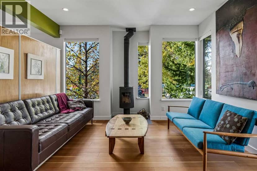 1820 4 Street NE — photo 10 of 40