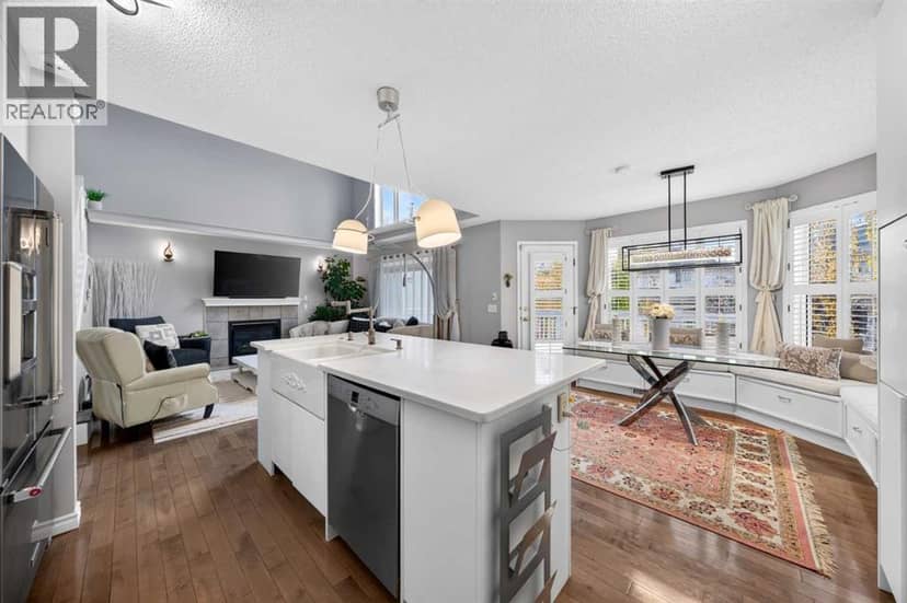1121 Sierra Morena Court SW — photo 18 of 40