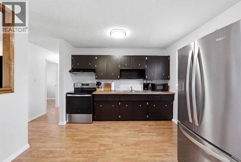 5020 58 Street Close, Rocky Mountain House, photo 6