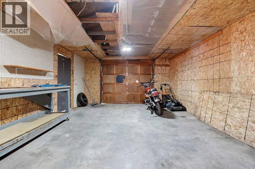 5020 58 Street Close — photo 23 of 29