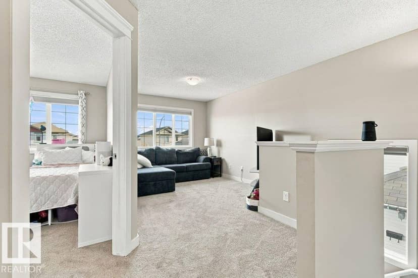 18 Currant CR — photo 23 of 40