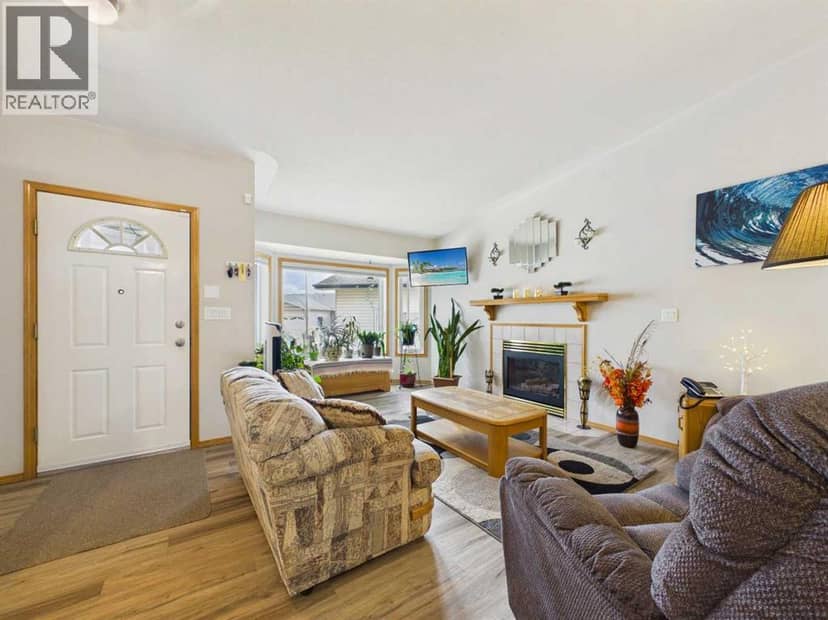 13 Dunn Close, Red Deer, photo 3