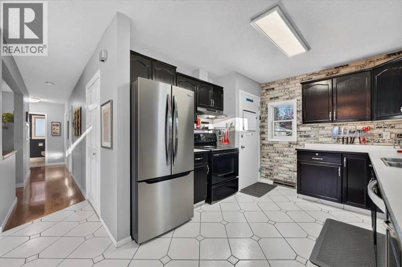 1184 Northmount Drive NW — photo 10 of 40