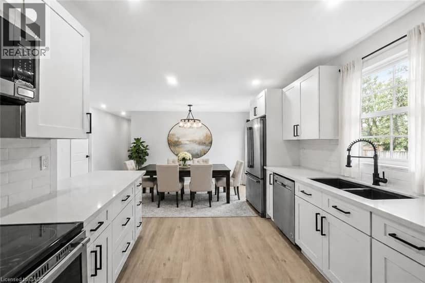 12 MAIN Street W, Selkirk, photo 7