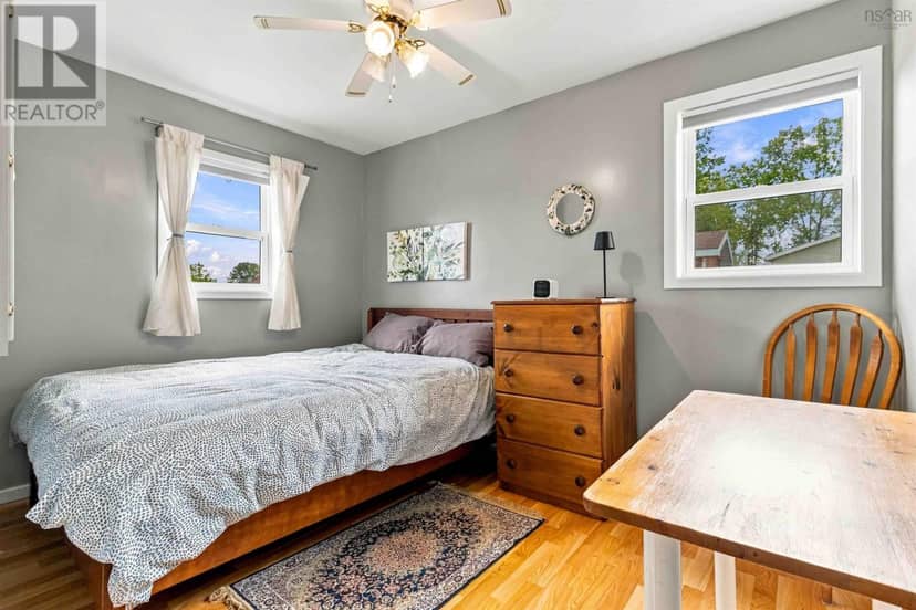 10 Herbert Road — photo 25 of 40