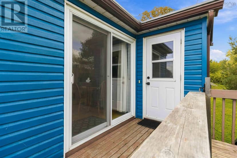 10 Herbert Road — photo 7 of 40