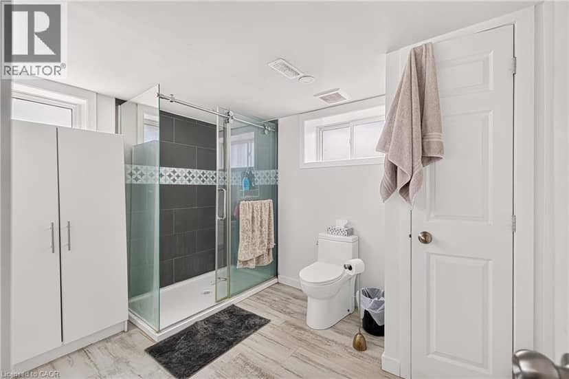 18 WILLOWDALE Street — photo 25 of 28