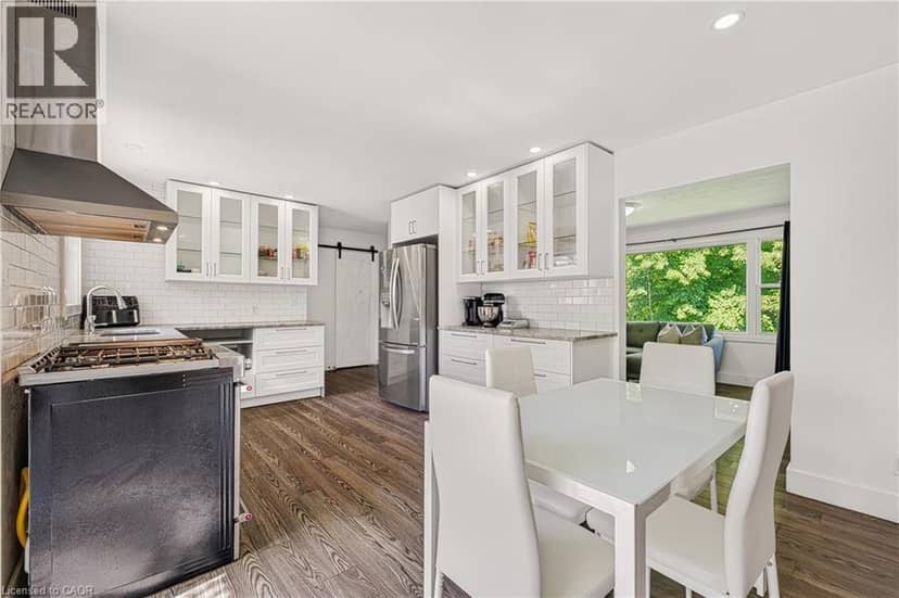 18 WILLOWDALE Street, Brantford, photo 8
