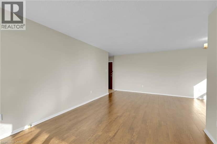 25 KENSINGTON Road Unit# 1612 — photo 9 of 21