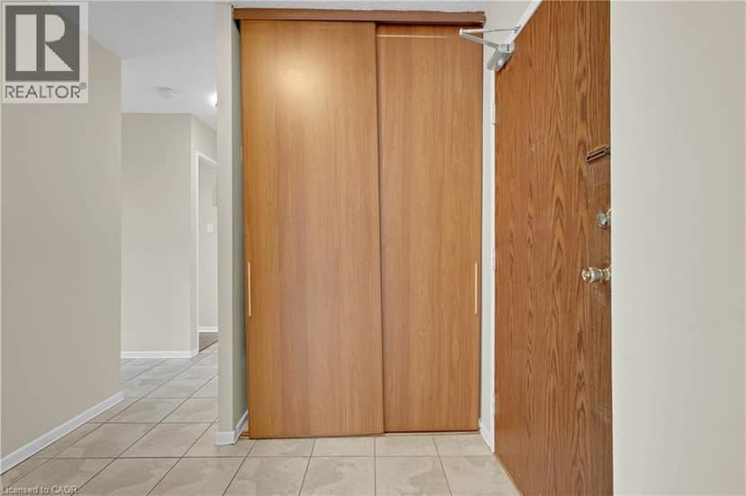 25 KENSINGTON Road Unit# 1612 — photo 7 of 21