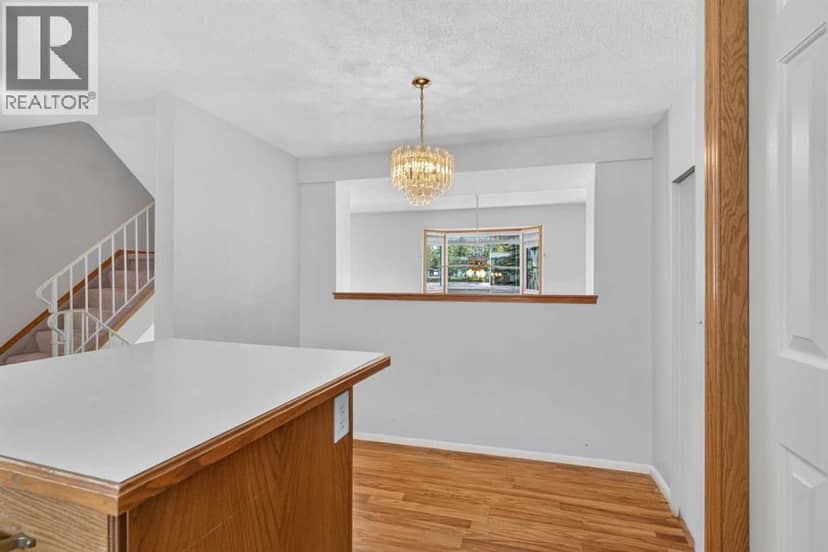 52 Glenbrook Villas SW — photo 14 of 37