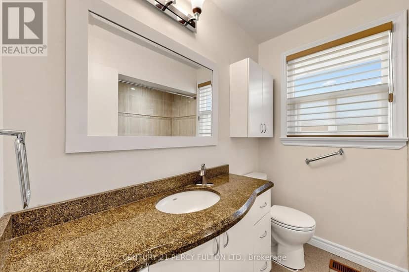 8 Wallbridge Court — photo 16 of 40