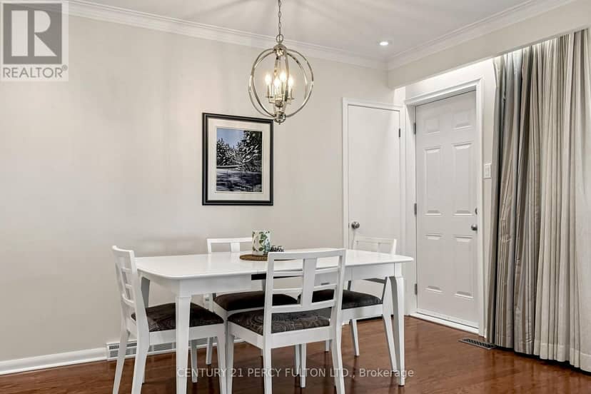 8 Wallbridge Court, Toronto, photo 6