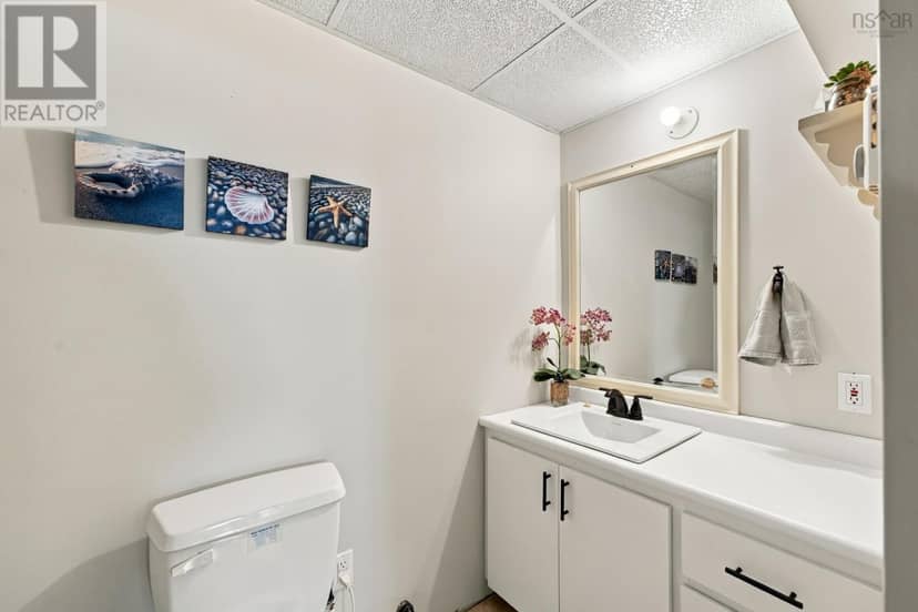 63 Dixon Road — photo 30 of 37