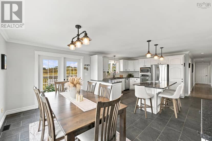 63 Dixon Road — photo 7 of 37