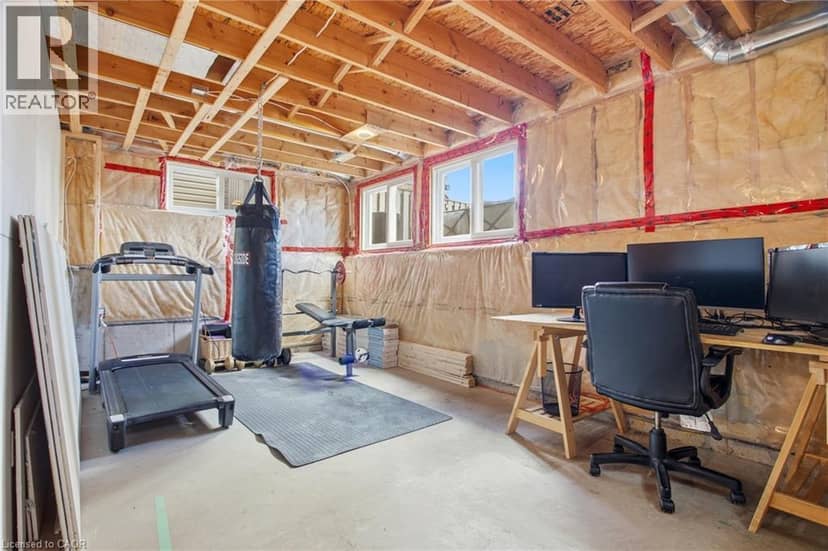 39 MAITLAND Street — photo 21 of 26