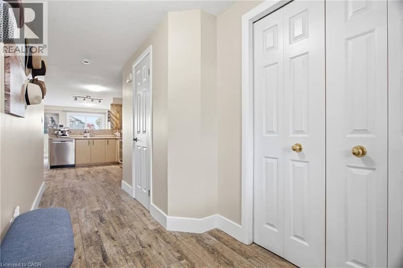 39 MAITLAND Street, Kitchener, photo 4