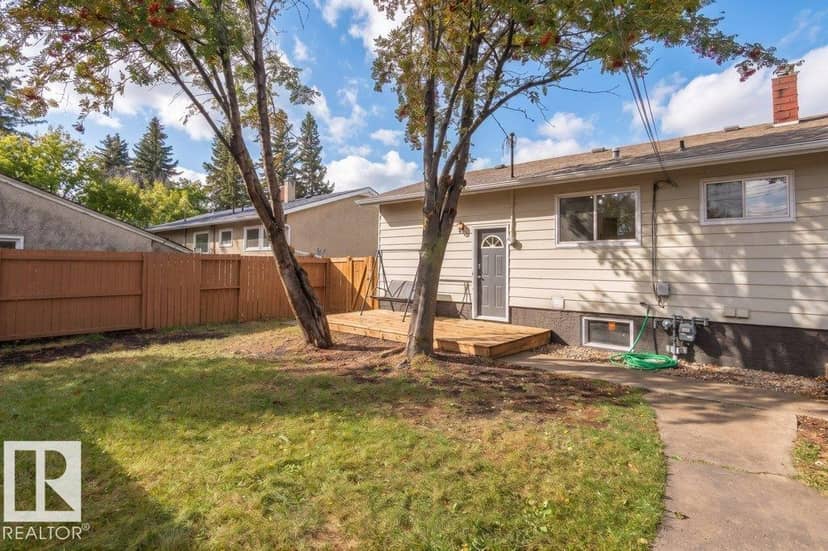 9231 149 ST NW — photo 37 of 40