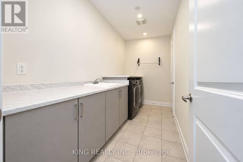 2359 Irene Crescent — photo 30 of 40