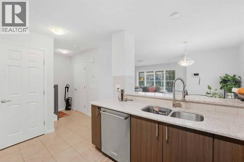 243 Windford Crescent SW — photo 9 of 30