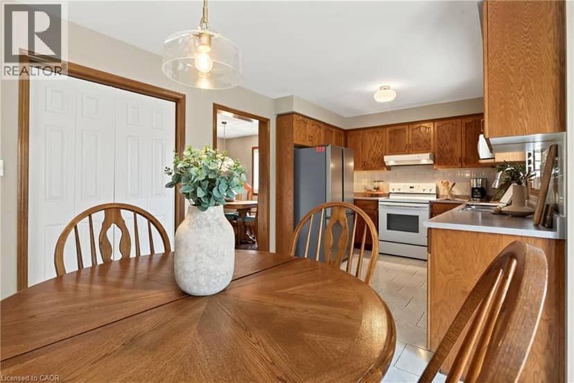 53 BASTILLE Street — photo 24 of 40