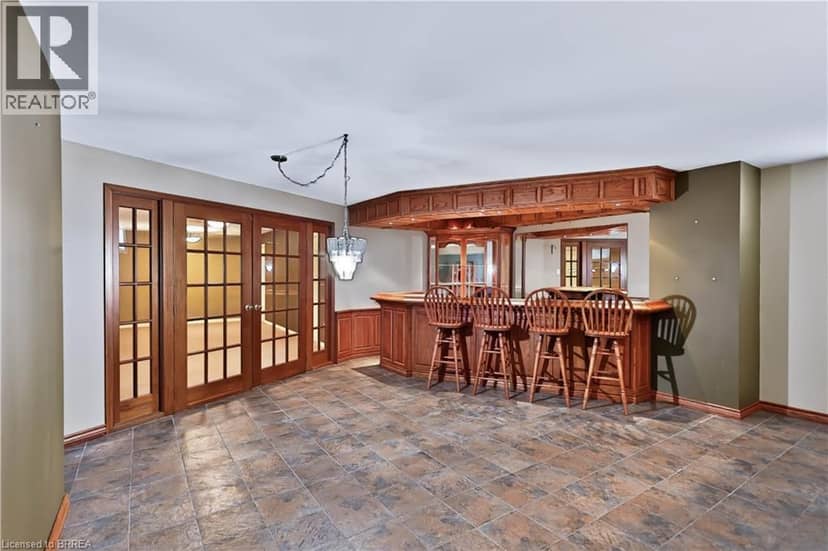 7 CHARLTON Drive — photo 27 of 40