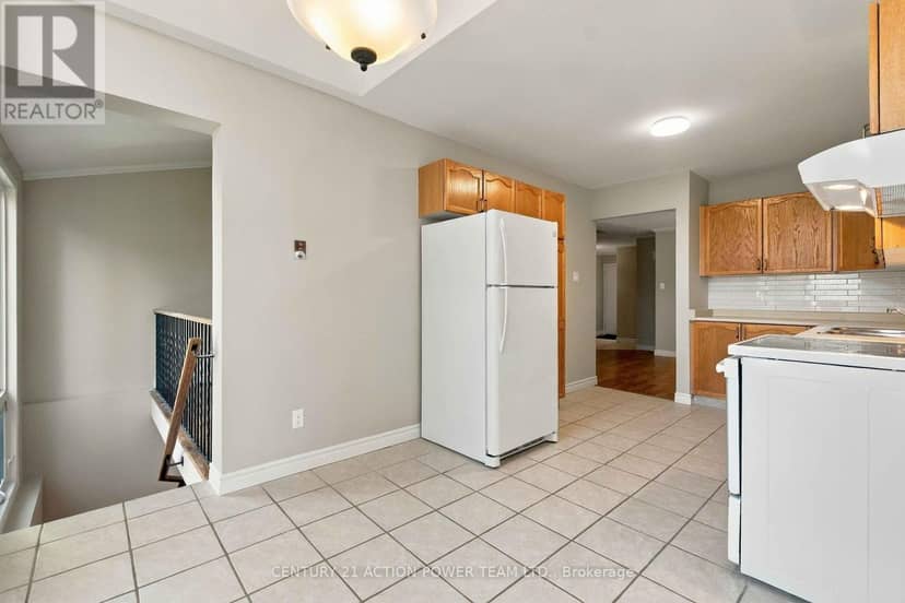 605 Latour Crescent — photo 18 of 40