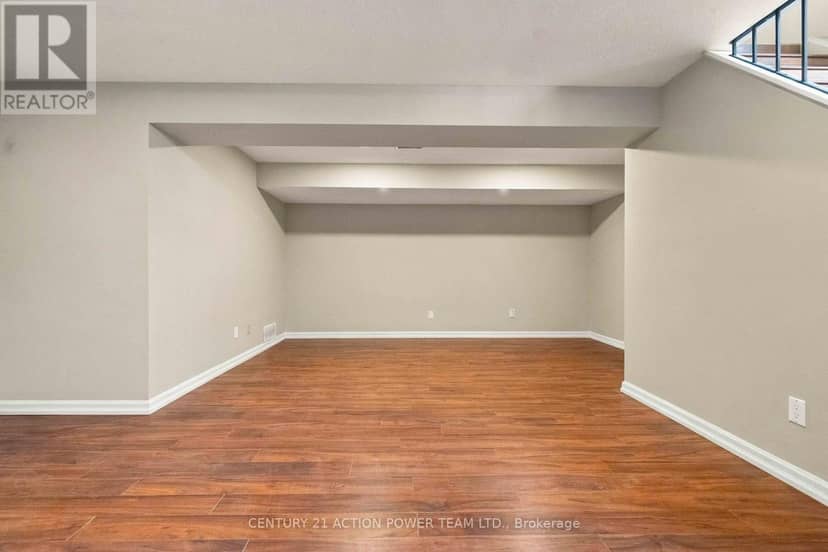 605 Latour Crescent — photo 39 of 40