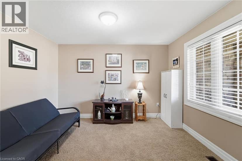 10 NYAH Court, Tiverton, photo 5