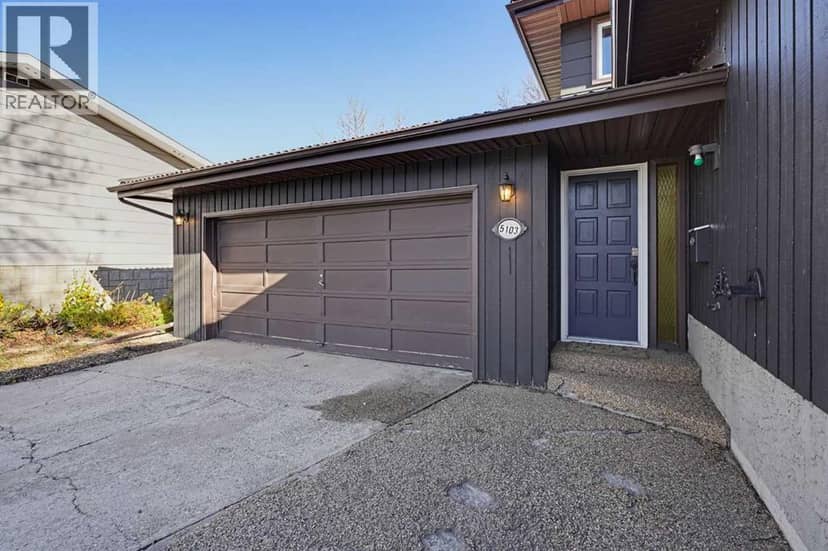 5103 60 Street Close, Lacombe, photo 3
