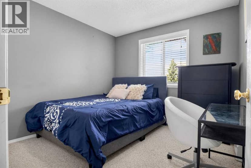 418, 10 Sierra Morena Mews SW — photo 22 of 40