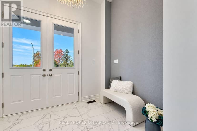 153 Prairie Rose Drive, Richmond Hill, photo 7