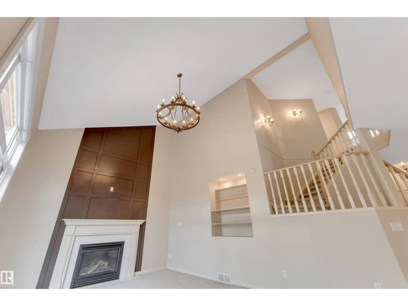 125 Coloniale WY — photo 19 of 40