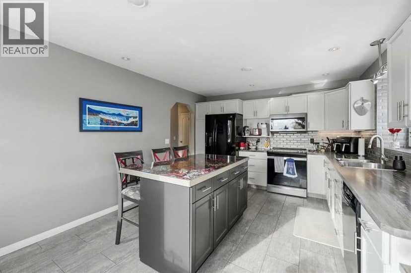 78 Duncan Crescent — photo 16 of 40