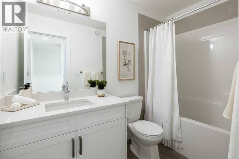 978 Edgefield Avenue — photo 23 of 29