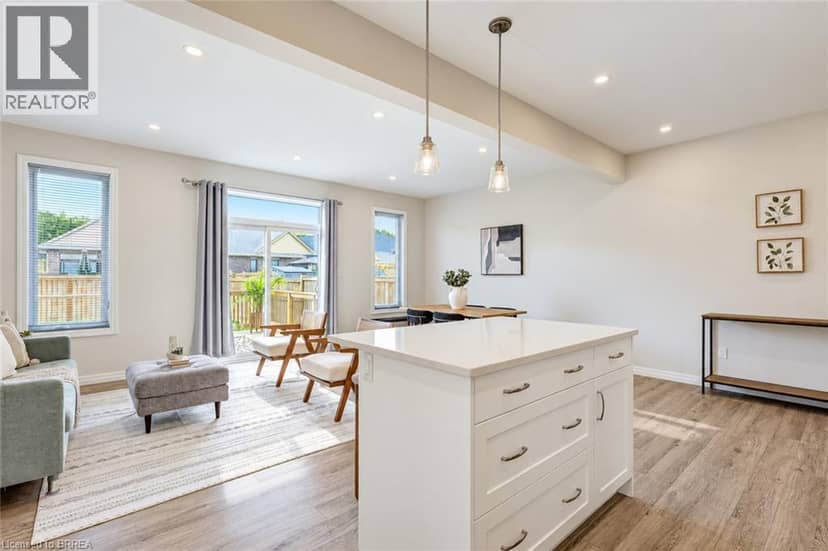 224 RENAISSANCE Drive — photo 17 of 40