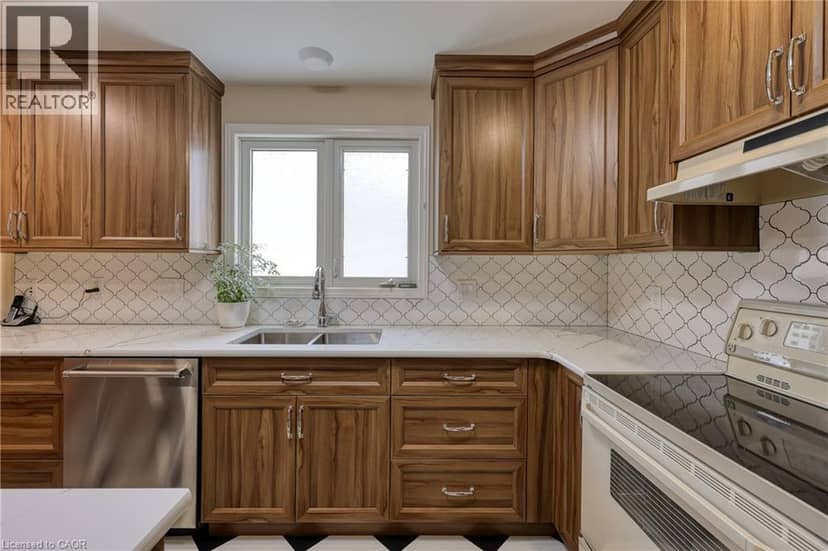 217 NORTH Street E — photo 19 of 40