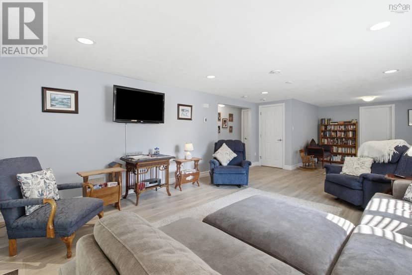 34 Etna Street — photo 24 of 40