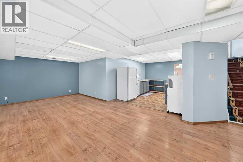 35 Cowan Close — photo 25 of 40