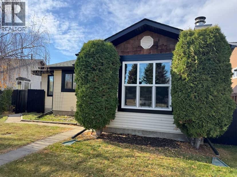35 Cowan Close, Red Deer, photo 2