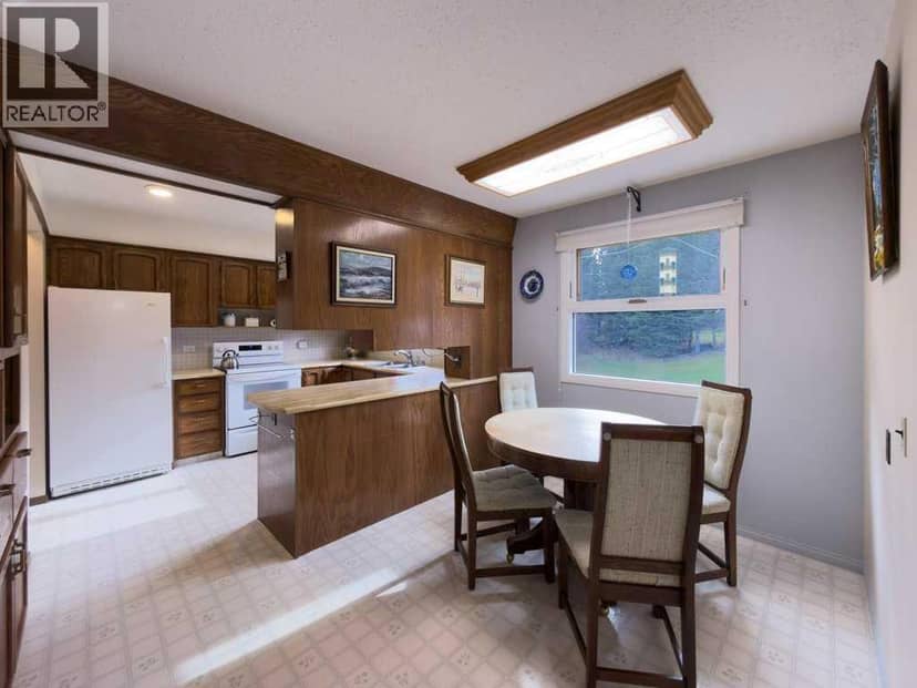 37 Everdell Drive — photo 11 of 40