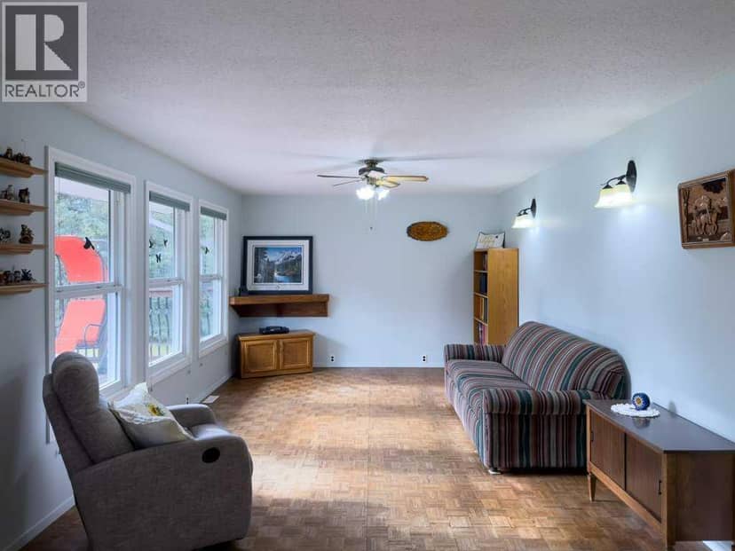 37 Everdell Drive — photo 14 of 40